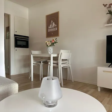 アパート Lovely Newlyrenovated Bornholm *