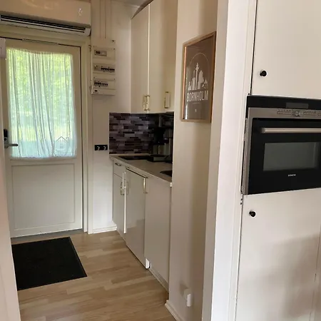 Lovely Newlyrenovated Bornholm アパート